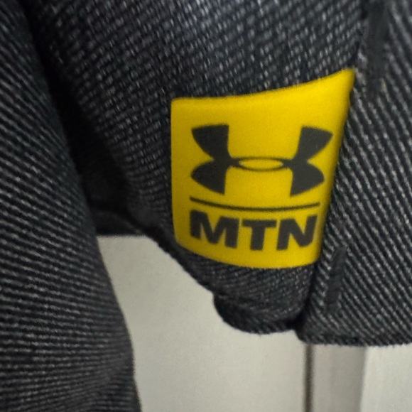 Under Armour Mtn‎ Men’s Jacket Coat Size Large Hooded Gray Ski Snowboard - Picture 5 of 6